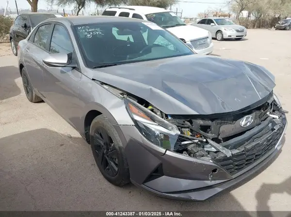 KMHLM4AG4PU550997 2023 HYUNDAI ELANTRA - Image 1