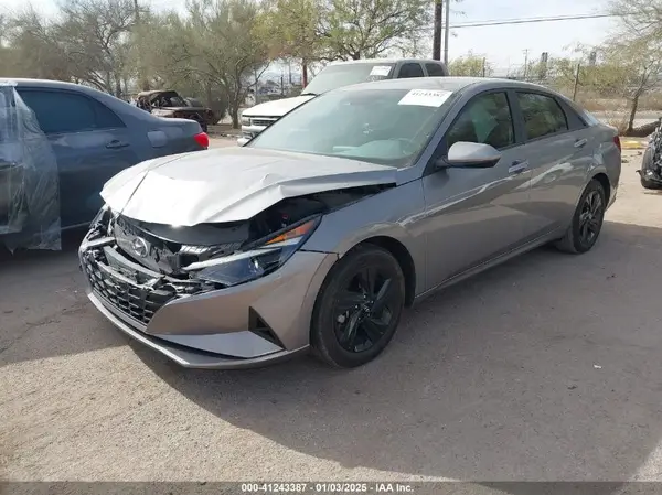 KMHLM4AG4PU550997 2023 HYUNDAI ELANTRA - Image 2