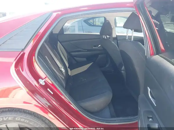 KMHLM4AG4PU567976 2023 HYUNDAI ELANTRA - Image 8