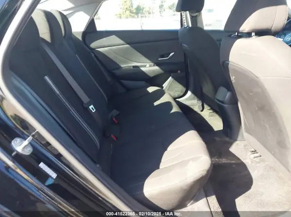 KMHLM4AG4PU577942 2023 HYUNDAI ELANTRA - Image 8