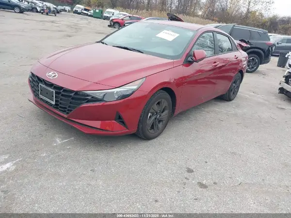 KMHLM4AG4PU579917 2023 HYUNDAI ELANTRA - Image 2