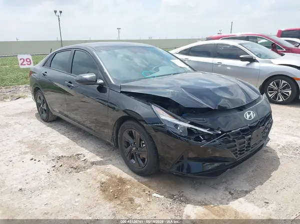 KMHLM4AG4PU582946 2023 HYUNDAI ELANTRA - Image 1