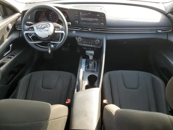 KMHLM4AG4PU593428 2023 HYUNDAI ELANTRA - Image 8