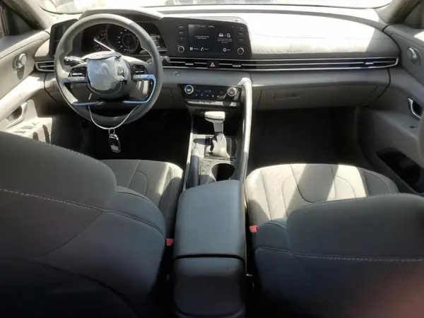 KMHLM4AG4PU599830 2023 HYUNDAI ELANTRA - Image 8