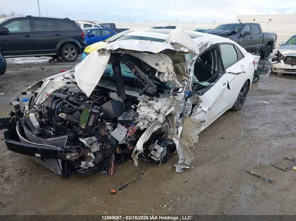 KMHLM4AG4PU604184 2023 HYUNDAI ELANTRA - Image 2