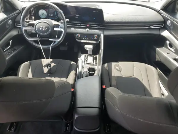 KMHLM4AG4PU608218 2023 HYUNDAI ELANTRA - Image 8
