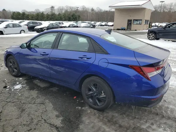 KMHLM4AG4PU609577 2023 HYUNDAI ELANTRA - Image 2