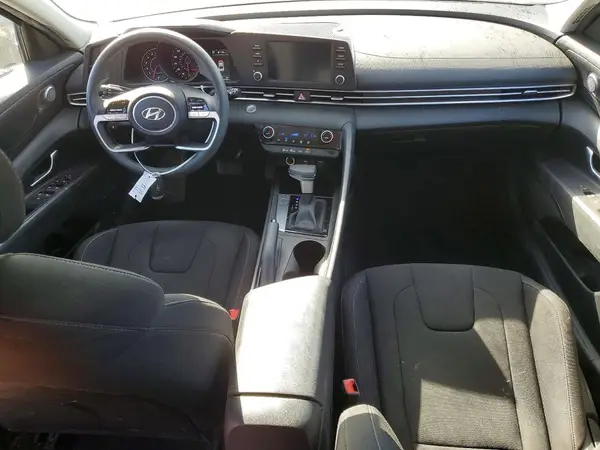 KMHLM4AG4PU609806 2023 HYUNDAI ELANTRA - Image 8