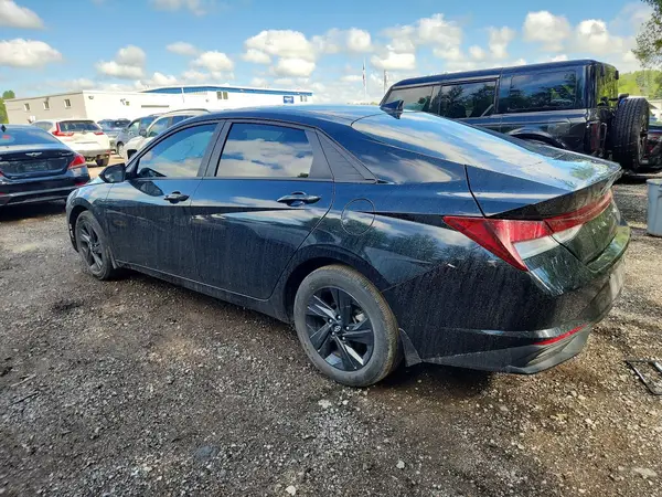 KMHLM4AG4PU609935 2023 HYUNDAI ELANTRA - Image 2