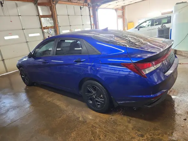KMHLM4AG4PU611555 2023 HYUNDAI ELANTRA - Image 2