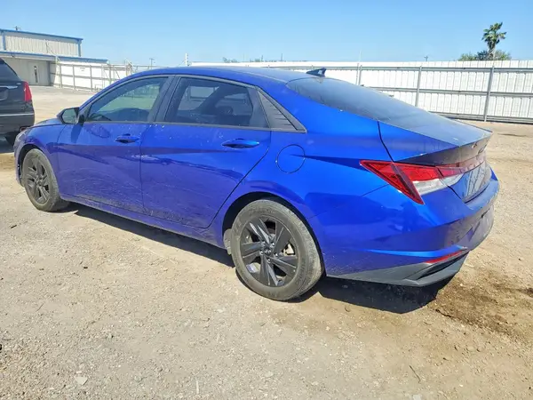KMHLM4AG4PU624063 2023 HYUNDAI ELANTRA - Image 2