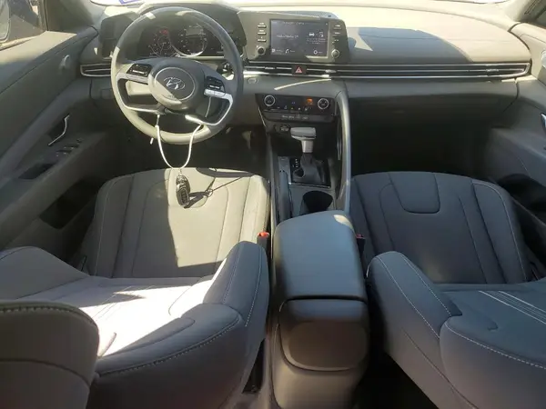 KMHLM4AG4PU624063 2023 HYUNDAI ELANTRA - Image 8