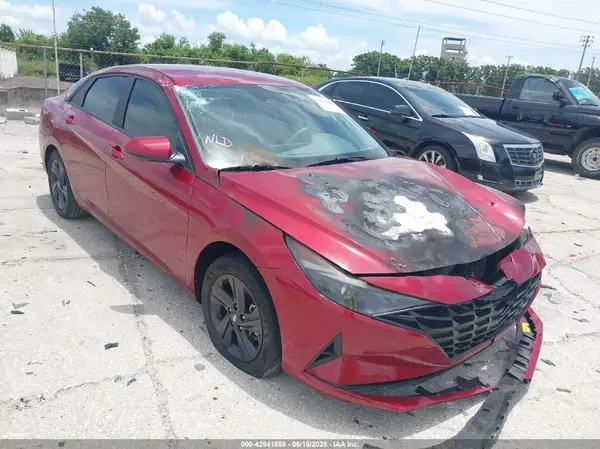 KMHLM4AG4PU625584 2023 HYUNDAI ELANTRA - Image 1