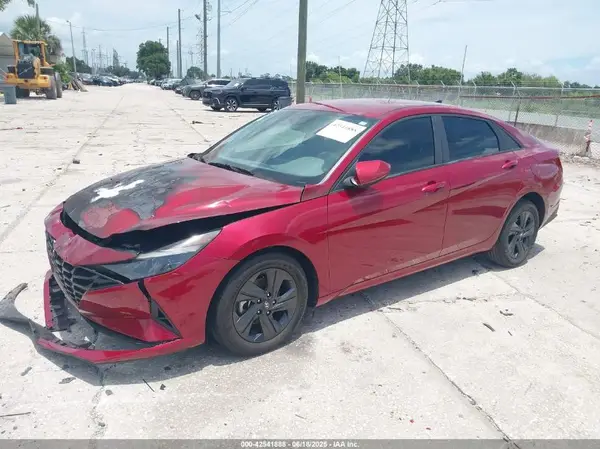 KMHLM4AG4PU625584 2023 HYUNDAI ELANTRA - Image 2