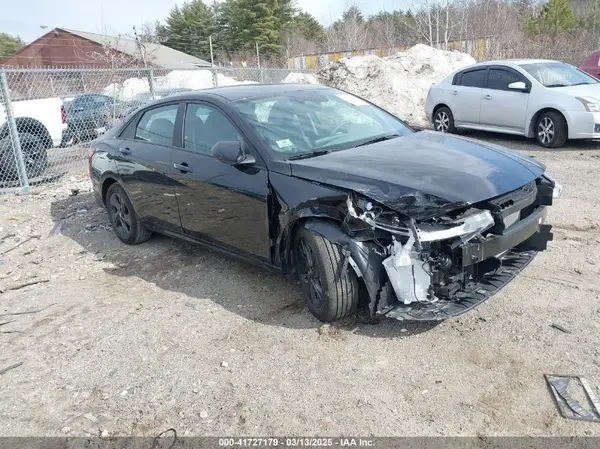 KMHLM4AG4PU633183 2023 HYUNDAI ELANTRA - Image 1
