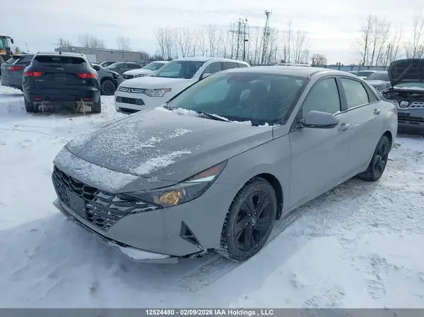 KMHLM4AG5MU068129 2021 HYUNDAI ELANTRA - Image 2