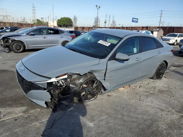 KMHLM4AG5MU070138 2021 HYUNDAI ELANTRA - Image 1
