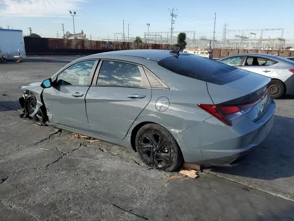 KMHLM4AG5MU070138 2021 HYUNDAI ELANTRA - Image 2
