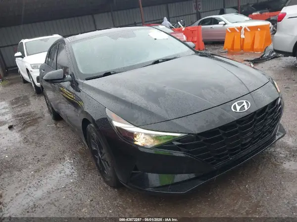 KMHLM4AG5MU070222 2021 HYUNDAI ELANTRA - Image 1