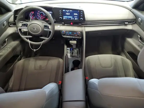 KMHLM4AG5MU070236 2021 HYUNDAI ELANTRA - Image 8