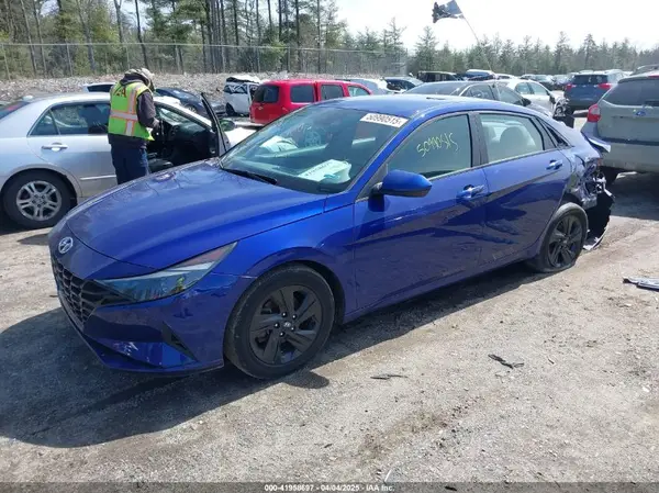 KMHLM4AG5MU073105 2021 HYUNDAI ELANTRA - Image 2