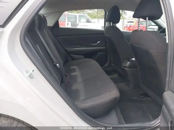 KMHLM4AG5MU122528 2021 HYUNDAI ELANTRA - Image 8