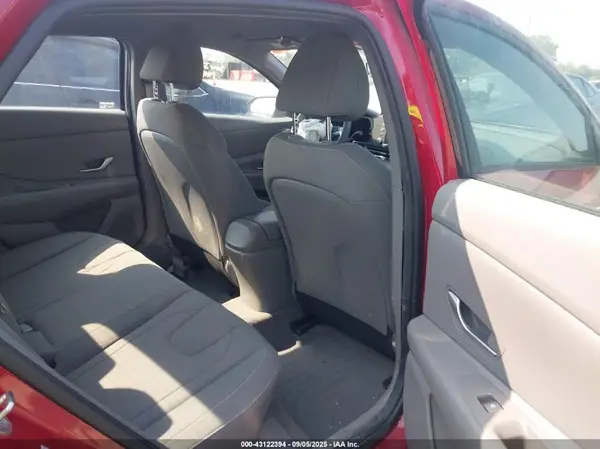 KMHLM4AG5MU128166 2021 HYUNDAI ELANTRA - Image 8