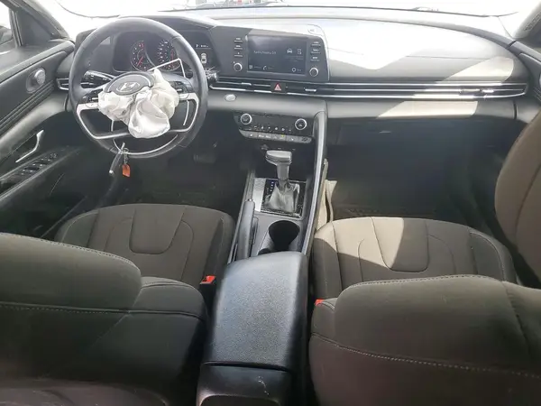 KMHLM4AG5MU142715 2021 HYUNDAI ELANTRA - Image 8