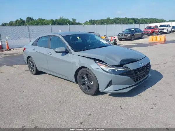 KMHLM4AG5MU145825 2021 HYUNDAI ELANTRA - Image 1
