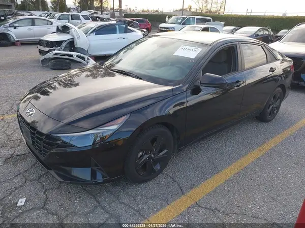 KMHLM4AG5MU148692 2021 HYUNDAI ELANTRA - Image 2
