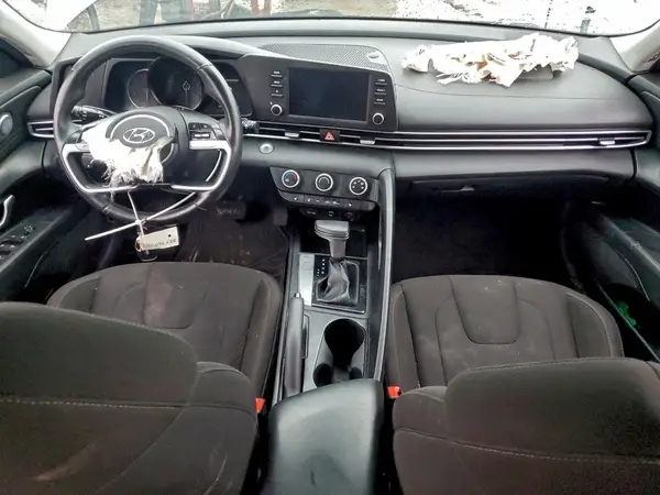 KMHLM4AG5MU153018 2021 HYUNDAI ELANTRA - Image 8