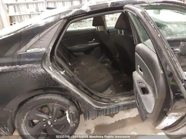 KMHLM4AG5MU168067 2021 HYUNDAI ELANTRA - Image 8