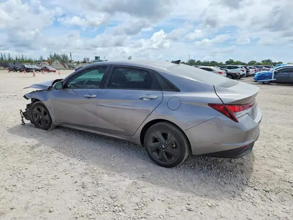 KMHLM4AG5MU173124 2021 HYUNDAI ELANTRA - Image 2