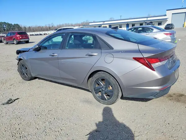 KMHLM4AG5MU175472 2021 HYUNDAI ELANTRA - Image 2