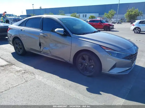 KMHLM4AG5MU177058 2021 HYUNDAI ELANTRA - Image 1