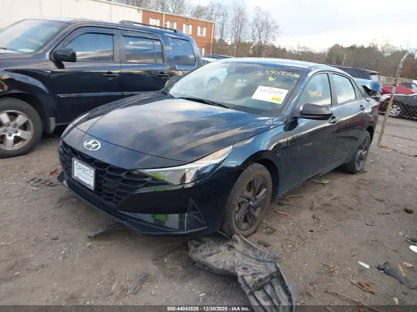 KMHLM4AG5MU178680 2021 HYUNDAI ELANTRA - Image 2