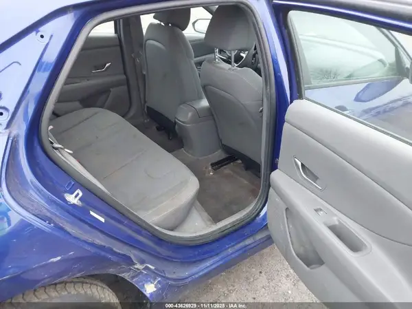 KMHLM4AG5MU198315 2021 HYUNDAI ELANTRA - Image 8