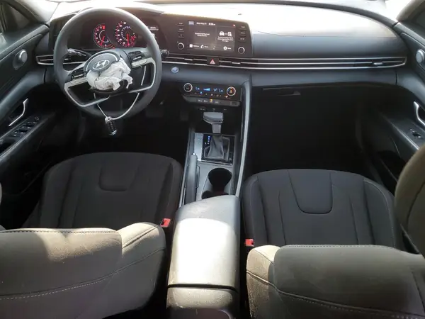 KMHLM4AG5MU204923 2021 HYUNDAI ELANTRA - Image 8