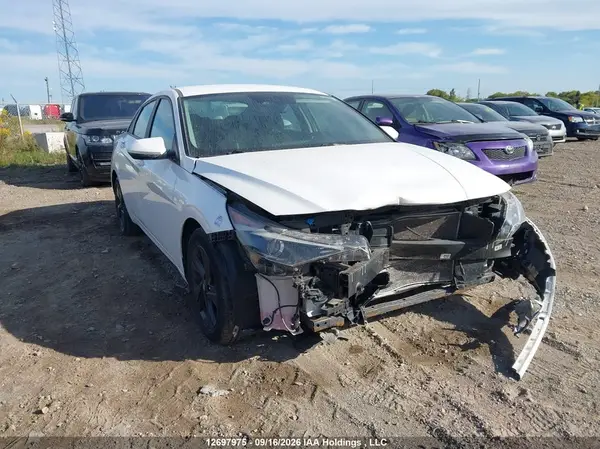 KMHLM4AG5NU215115 2022 HYUNDAI ELANTRA - Image 1