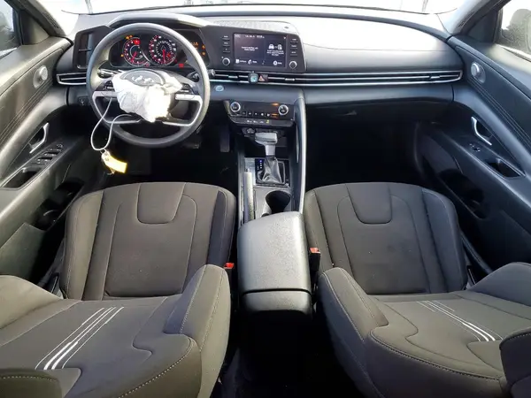 KMHLM4AG5NU240287 2022 HYUNDAI ELANTRA - Image 8