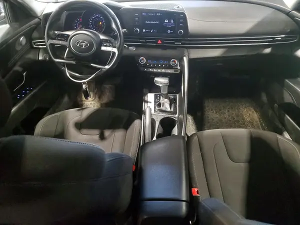 KMHLM4AG5NU249572 2022 HYUNDAI ELANTRA - Image 8