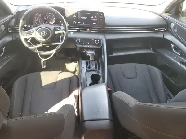 KMHLM4AG5NU258157 2022 HYUNDAI ELANTRA - Image 8