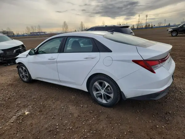 KMHLM4AG5NU259289 2022 HYUNDAI ELANTRA - Image 2