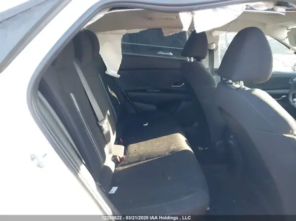 KMHLM4AG5NU264430 2022 HYUNDAI ELANTRA - Image 8
