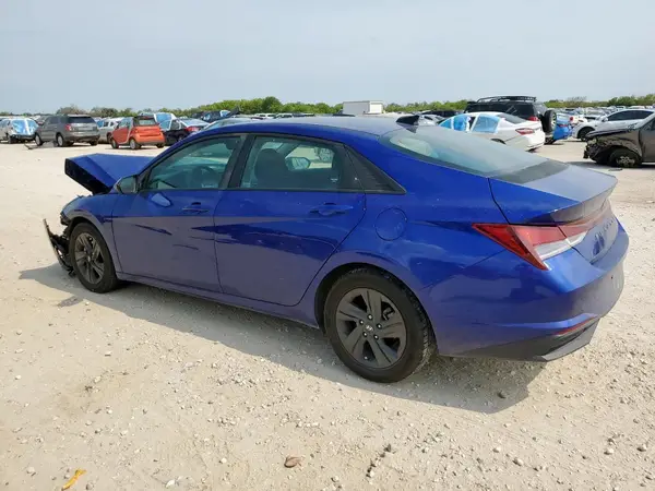 KMHLM4AG5NU286430 2022 HYUNDAI ELANTRA - Image 2