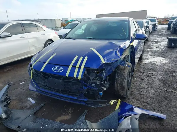 KMHLM4AG5NU290977 2022 HYUNDAI ELANTRA - Image 2