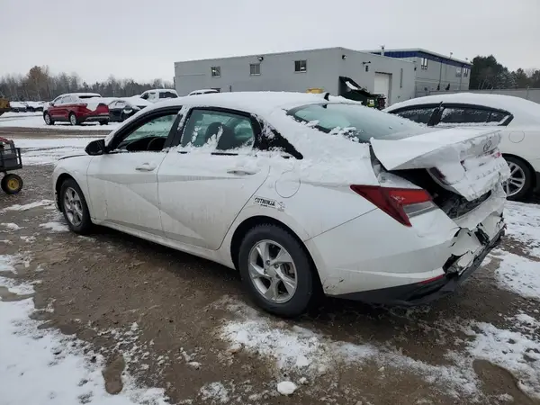 KMHLM4AG5NU300276 2022 HYUNDAI ELANTRA - Image 2