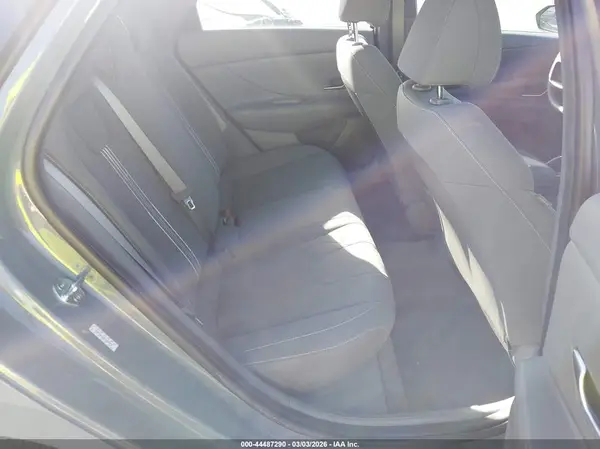 KMHLM4AG5NU309995 2022 HYUNDAI ELANTRA - Image 8