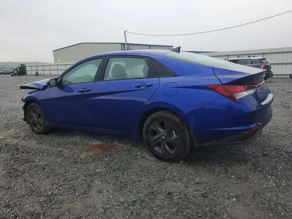 KMHLM4AG5NU310046 2022 HYUNDAI ELANTRA - Image 2