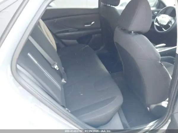 KMHLM4AG5NU310791 2022 HYUNDAI ELANTRA - Image 8